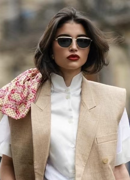 Riviera Bob hairstyle